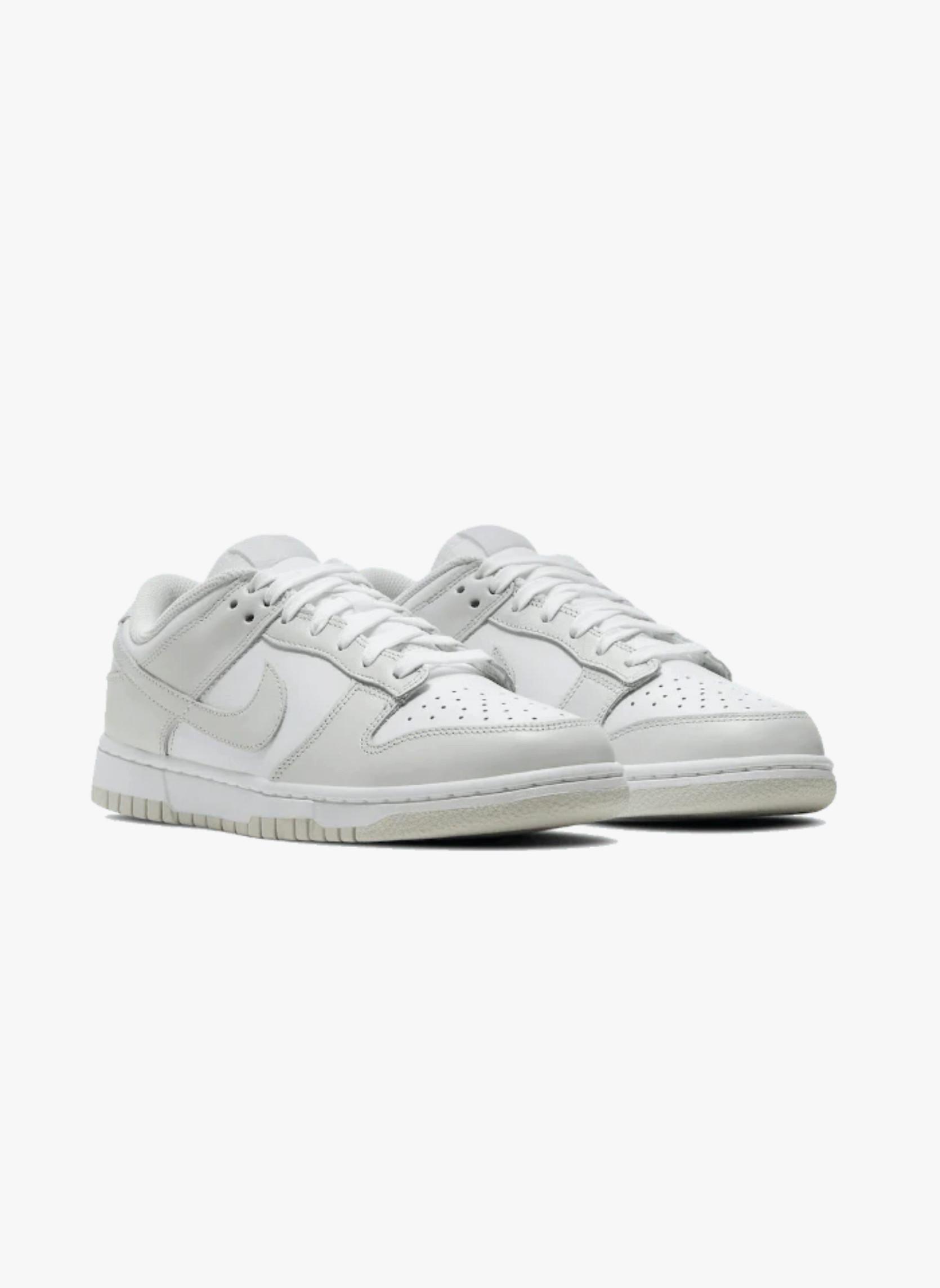 NIKE  Dunk Low Photon Dust 