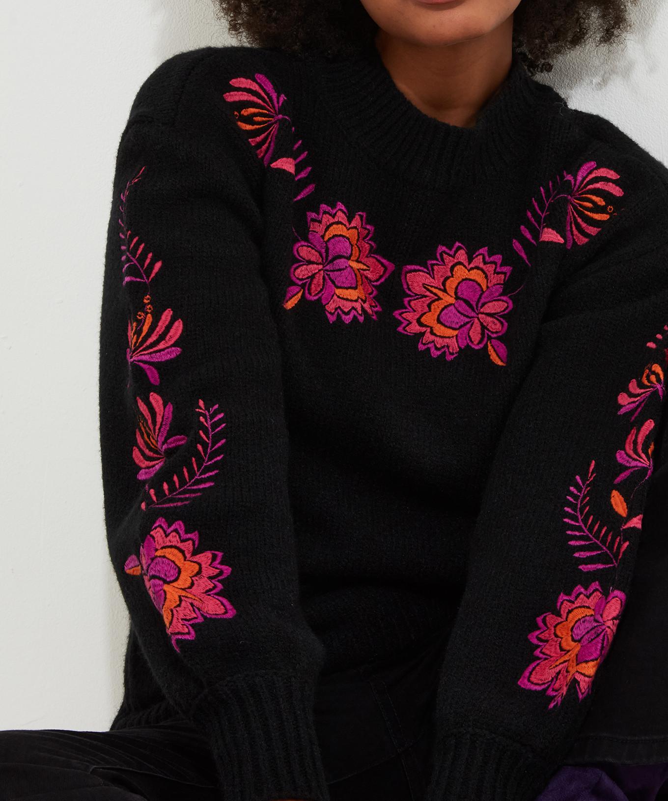 Joe Browns  Pullover mit floraler Stickerei und übergroßen Ärmeln 