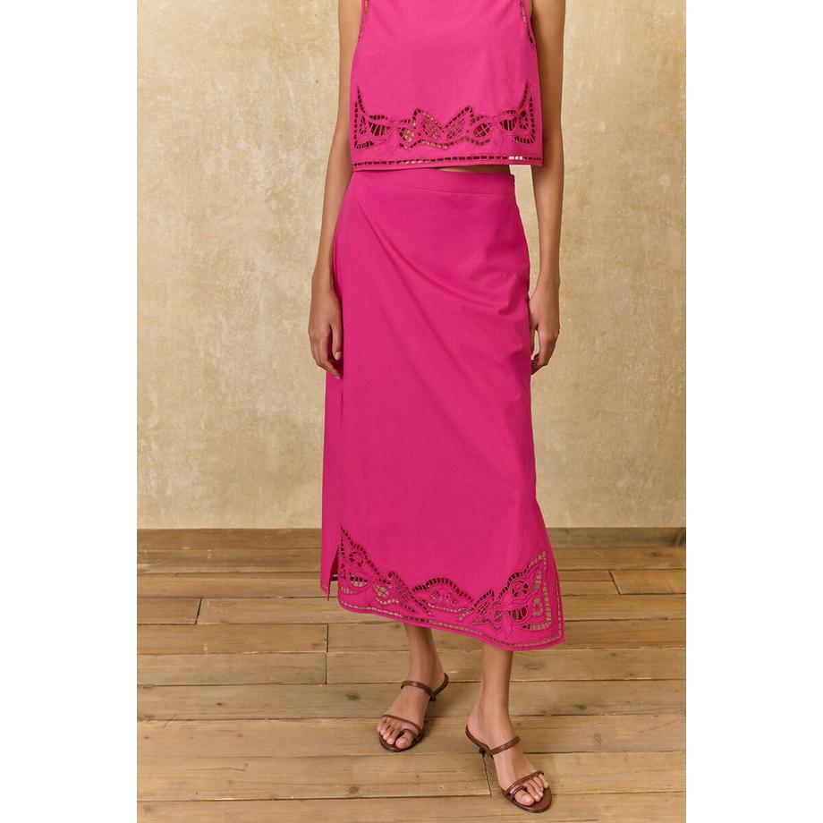 Jupe midi droite à broderies
