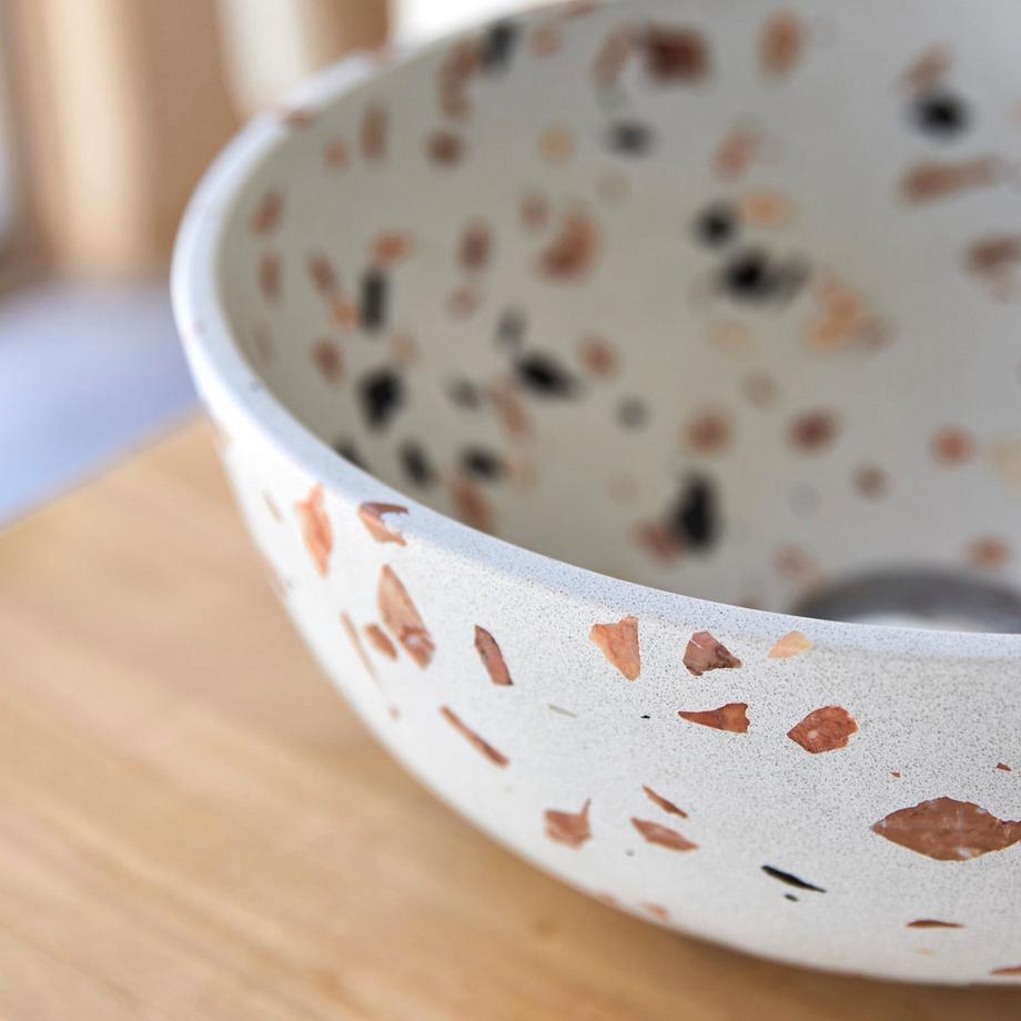 Tikamoon Lavabo tondo in battuto di terrazzo premium brown Elea  