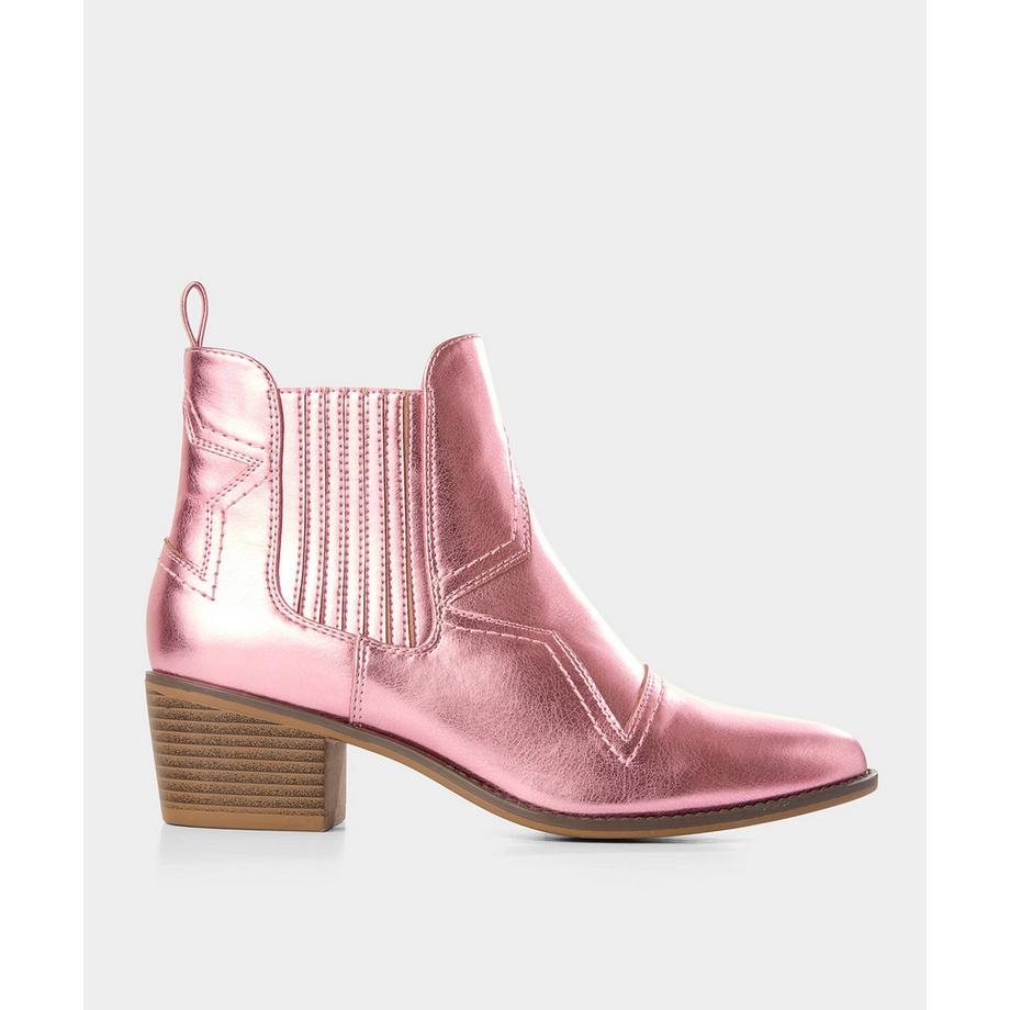Bottes avec motif étoile métallisé d’inspiration western