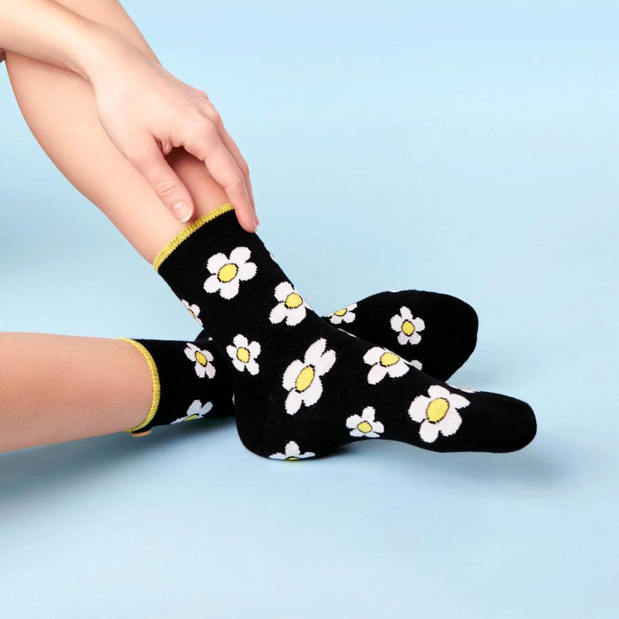 CABAIA Anastasia & Nolan Gänseblümchen Muster Socken  