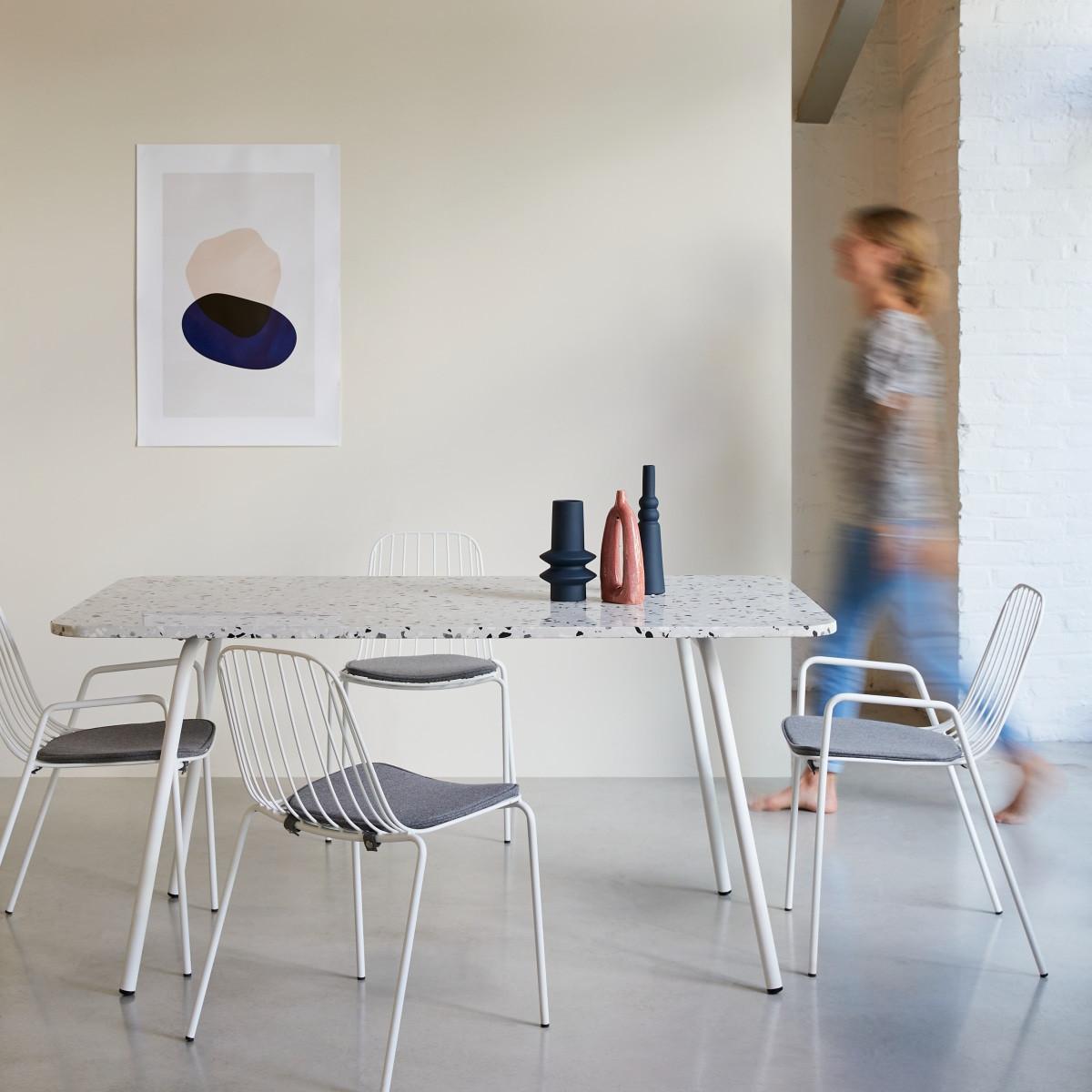 Tikamoon Table rectangulaire en terrazzo premium et métal white 4-6 pers. Elio  