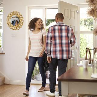 B2X Dekorativer runder Wandspiegel  