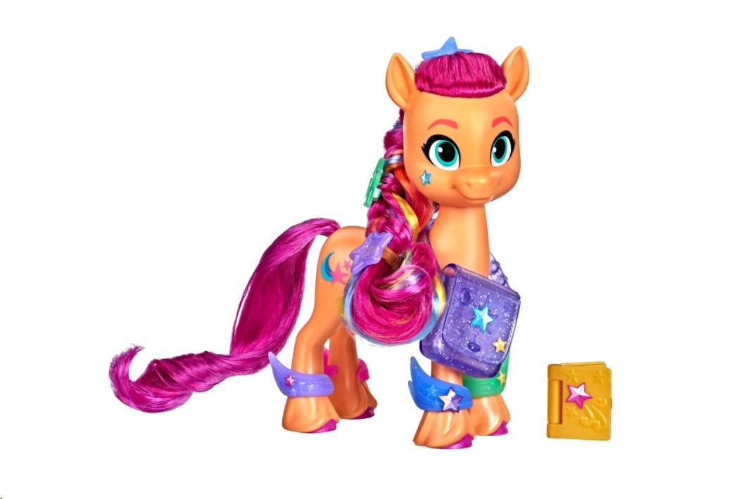 My Little Pony  My Little Pony Una Nuova Genarazione, Sunny Capelli Arcobaleno, pony arancione da 15 cm con treccia arcobaleno e 17 accessori 