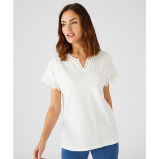 Damart  Tee-shirt broderies anglaises en pur coton biologique. 