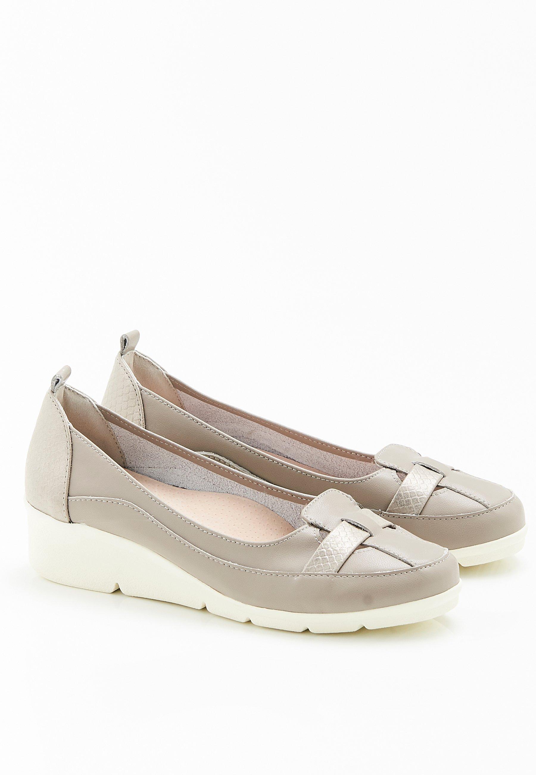 Image of Modische Mokassins Mit Keilabsatz. Damen Braun 38