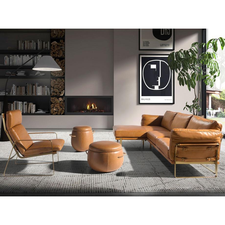 ANGEL CERDA  Pouf en cuir camel 