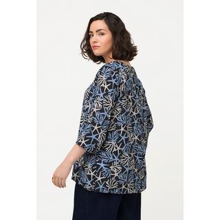 Ulla Popken  Blusa dal taglio svasato con fantasia, scollo a girocollo e maniche a 3/4 