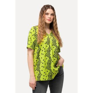 Ulla Popken  T-shirt a fiori con pieghe decorative, scollatura a V e mezze maniche 