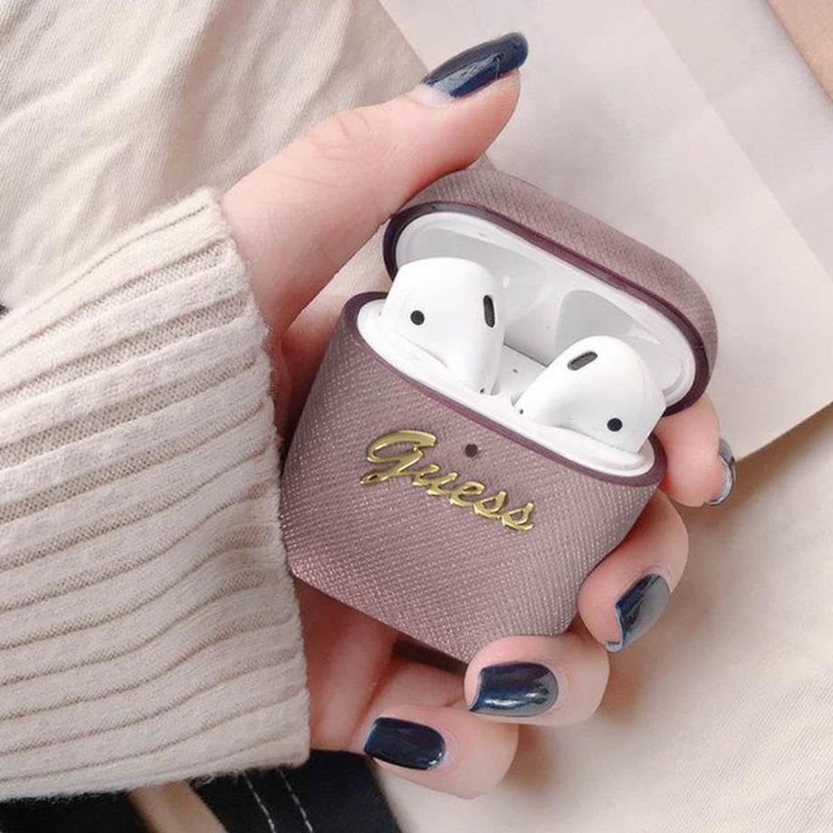 GUESS  Guess Saffiano Hülle AirPods Rosegold 