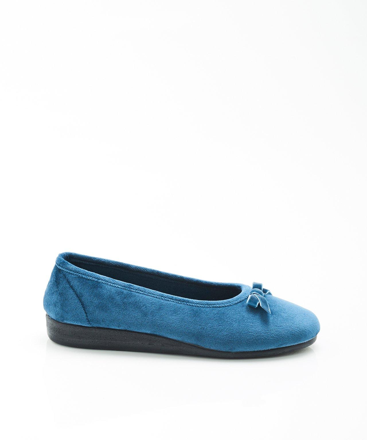 Damart  Ballerines aspect velours. 