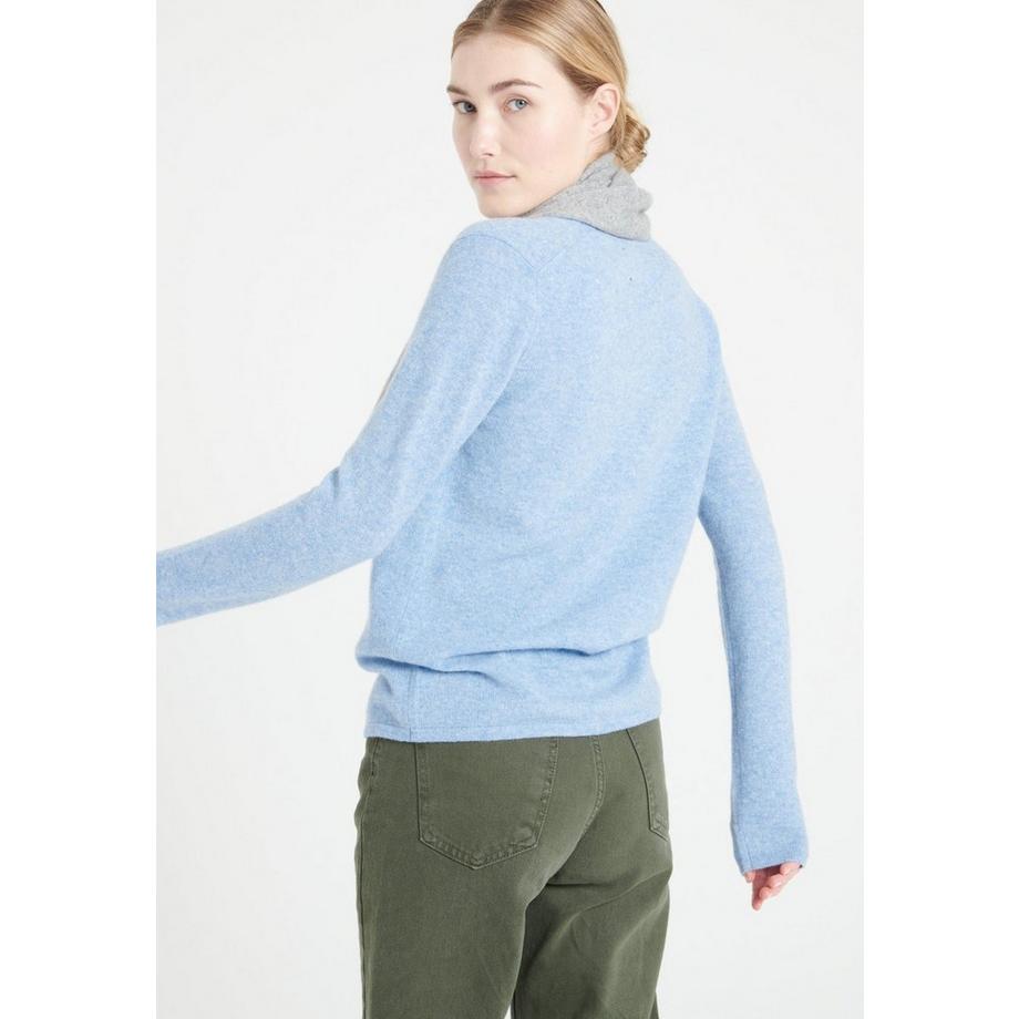 Studio Cashmere8 LILLY 7 Cardigan scollo a V aderente  