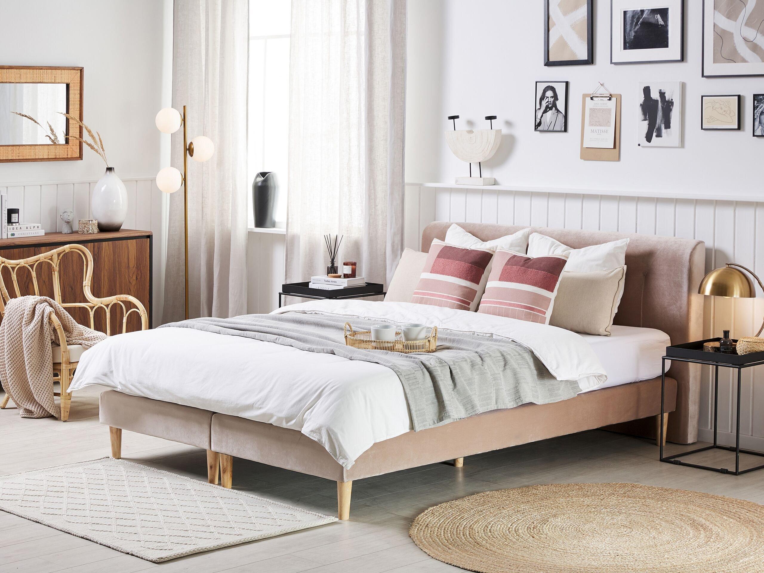 Beliani Boxspring Bett aus Samtstoff Modern MARQUISE  