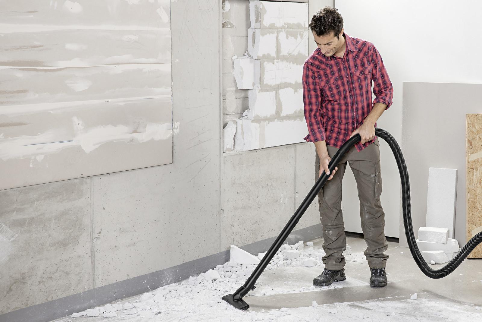 KÄRCHER Kärcher WD 5 V-25/6/22 RENOVATION 25 L Aspiratore a cilindro Secco e bagnato 1100 W Senza sacchetto  