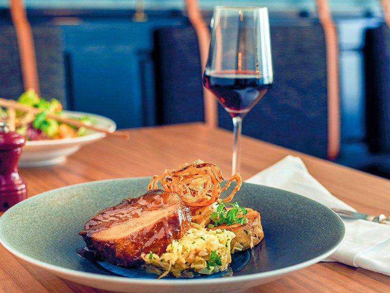 Smartbox  Pausa gastronomica in centro città: una selezione dei migliori ristoranti elvetici - Cofanetto regalo 