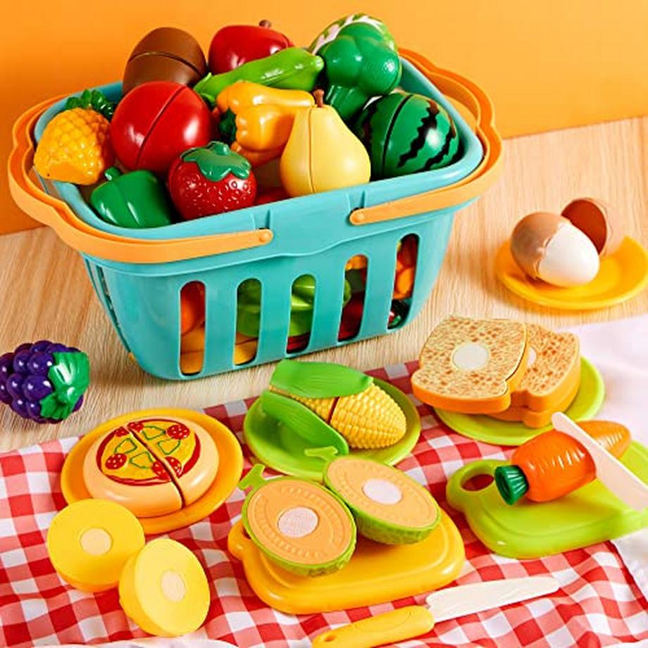 Activity-board  Jouets de cuisine pour les tout-petits, la fausse nourriture comprend des fruits et légumes en plastique, un panier de rangement, des mini-plats et un couteau cadeaux pour les tout-petits 