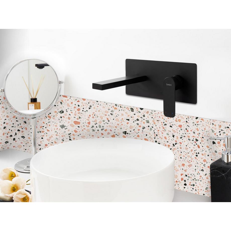Beliani Robinet de lavabo mural en Laiton  DICHATO  