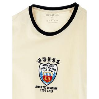 GUESS  t-shirt chest emblem 