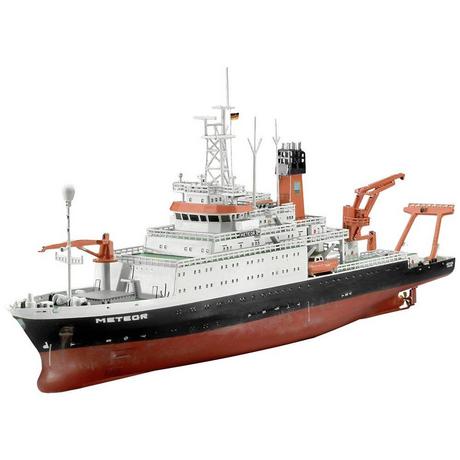 Revell  German Research Vessel Meteor 