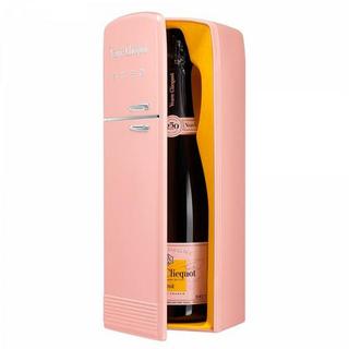 Veuve Clicquot Veuve Clicquot Rosé ×  Fridge  