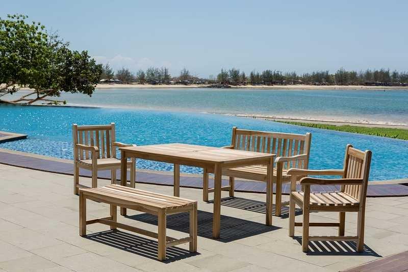 mutoni Panca da giardino in teak marrone 120x63x92  