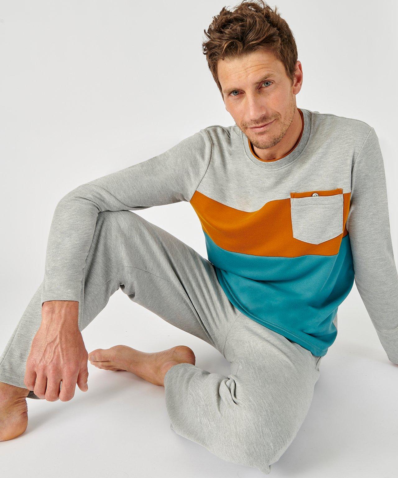 Damart  Thermolactyl-Pyjama aus Interlock-Material. 