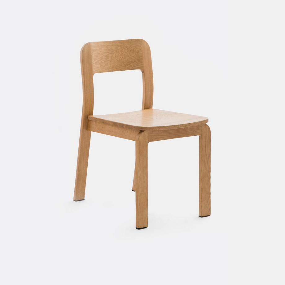 Chaise en chêne massif