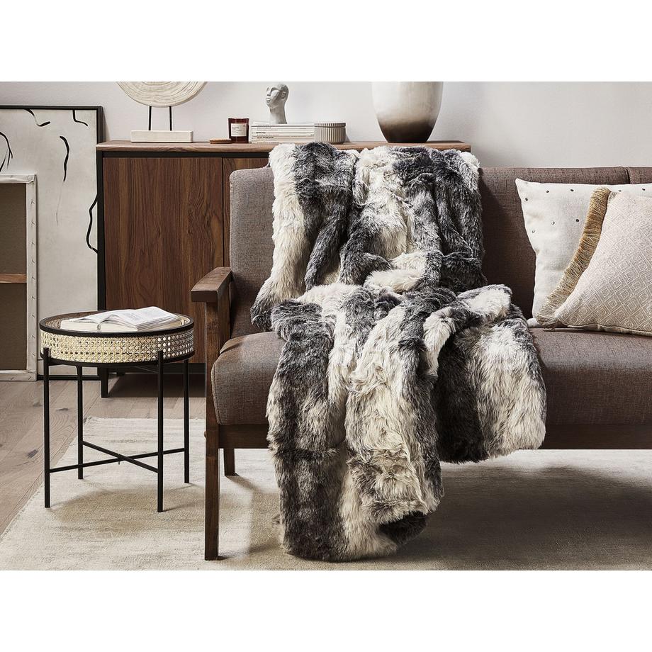 Beliani Moderne TAZA Acryl Kuscheldecke  