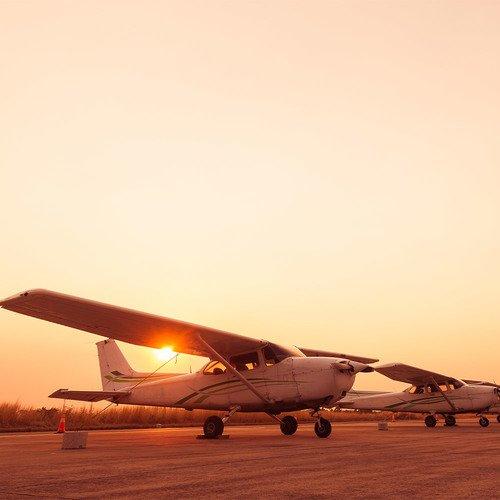 Image of Rundflug Über Lausanne - 45 Minuten (für 2 Personen) Unisex