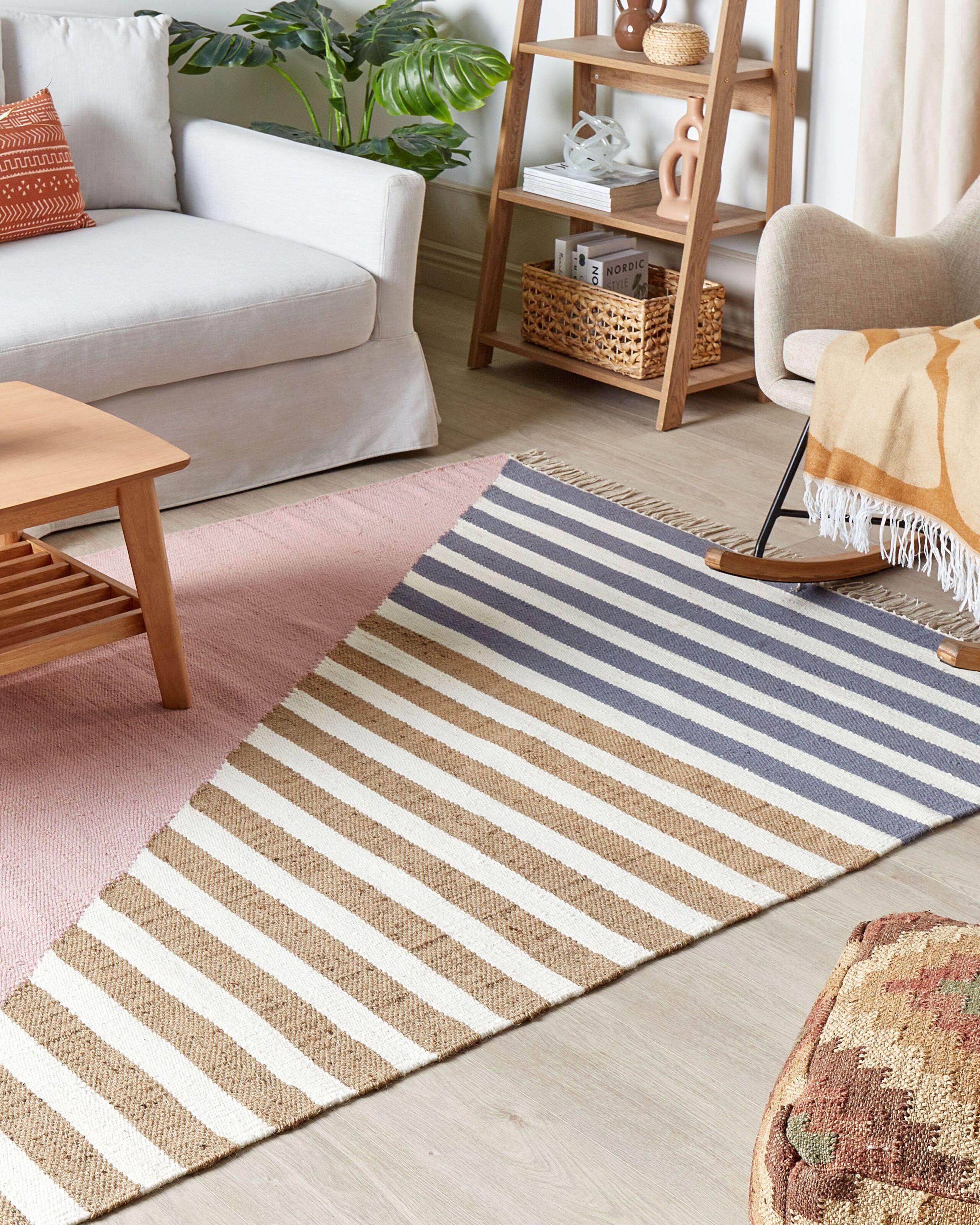 Beliani Tapis en Laine Moderne ENGIZ  