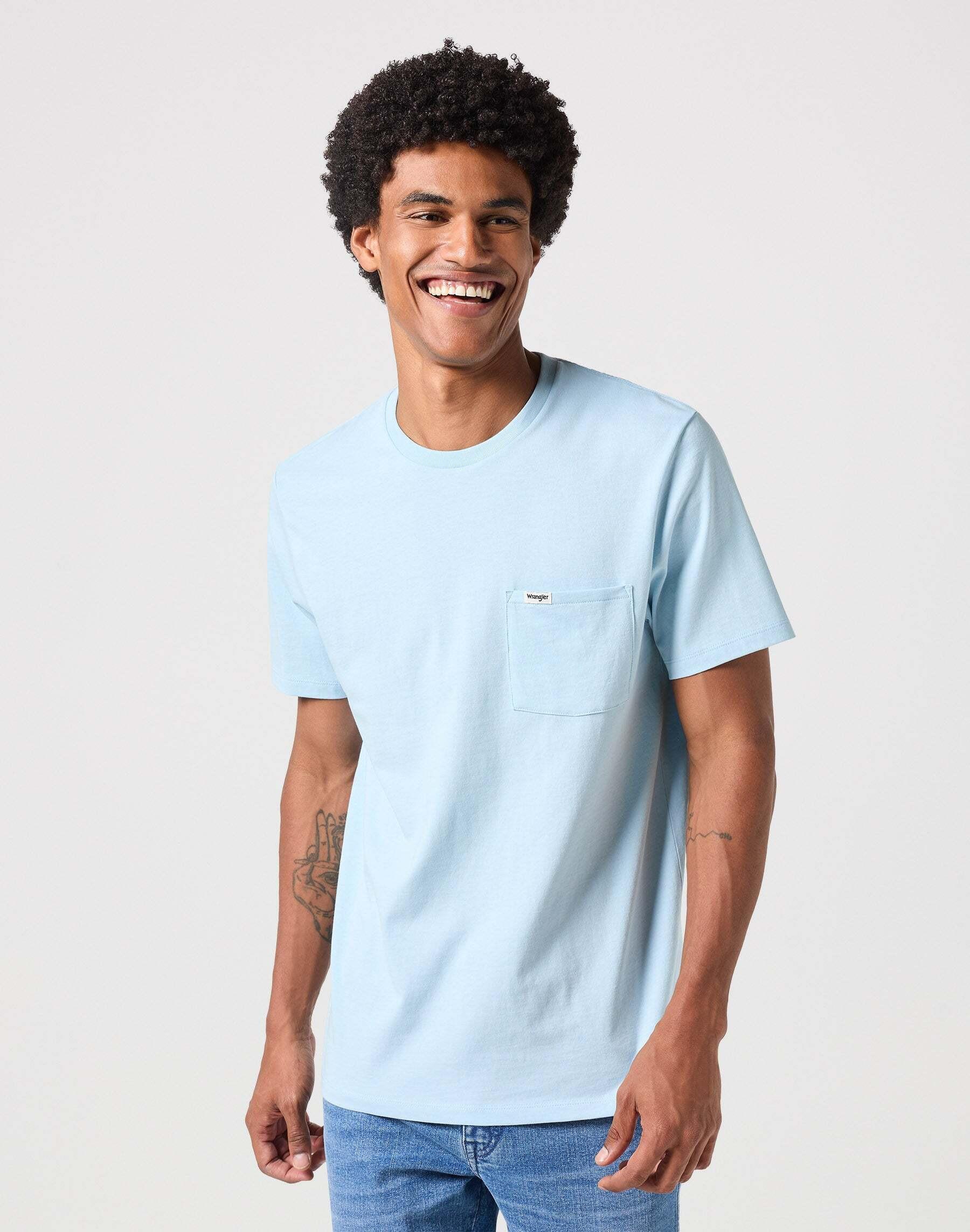 Image of T-shirts Pocket Tee Herren Hellblau S