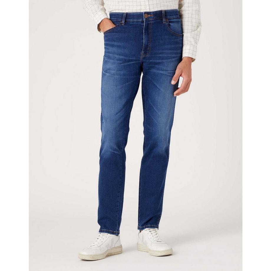 Wrangler River Tapered Fit Jeans  