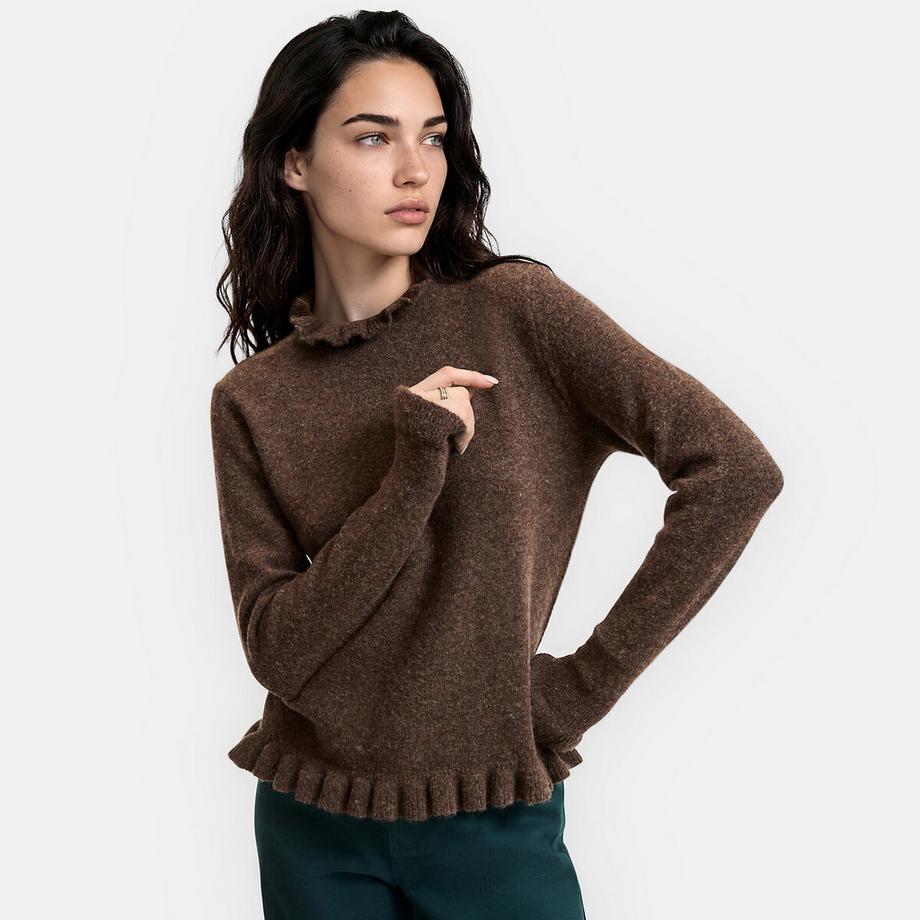 Pull avec détails volants