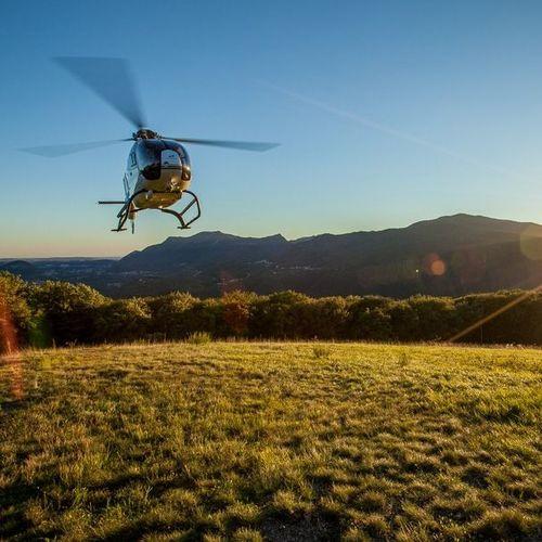 Image of 30 Minuten Helikopterflug In Der Ganzen Schweiz Unisex