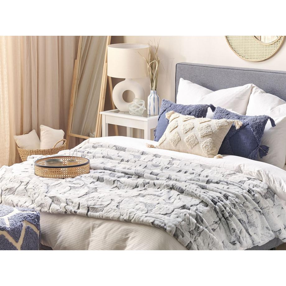 Beliani KOSI Couverture Moderne en Polyester  