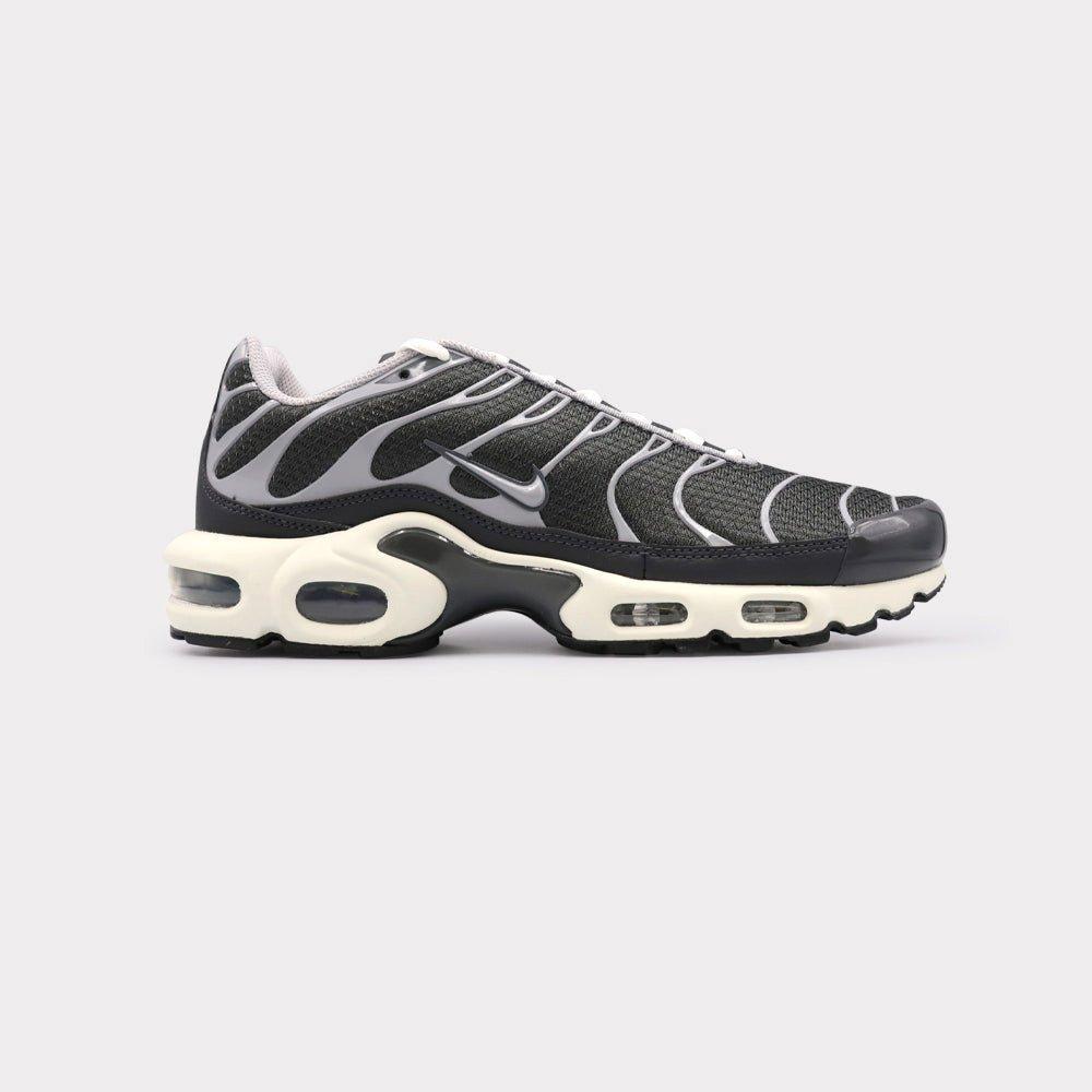 Image of Nike Air Max Plus - Greyscale Herren Anthrazit 44