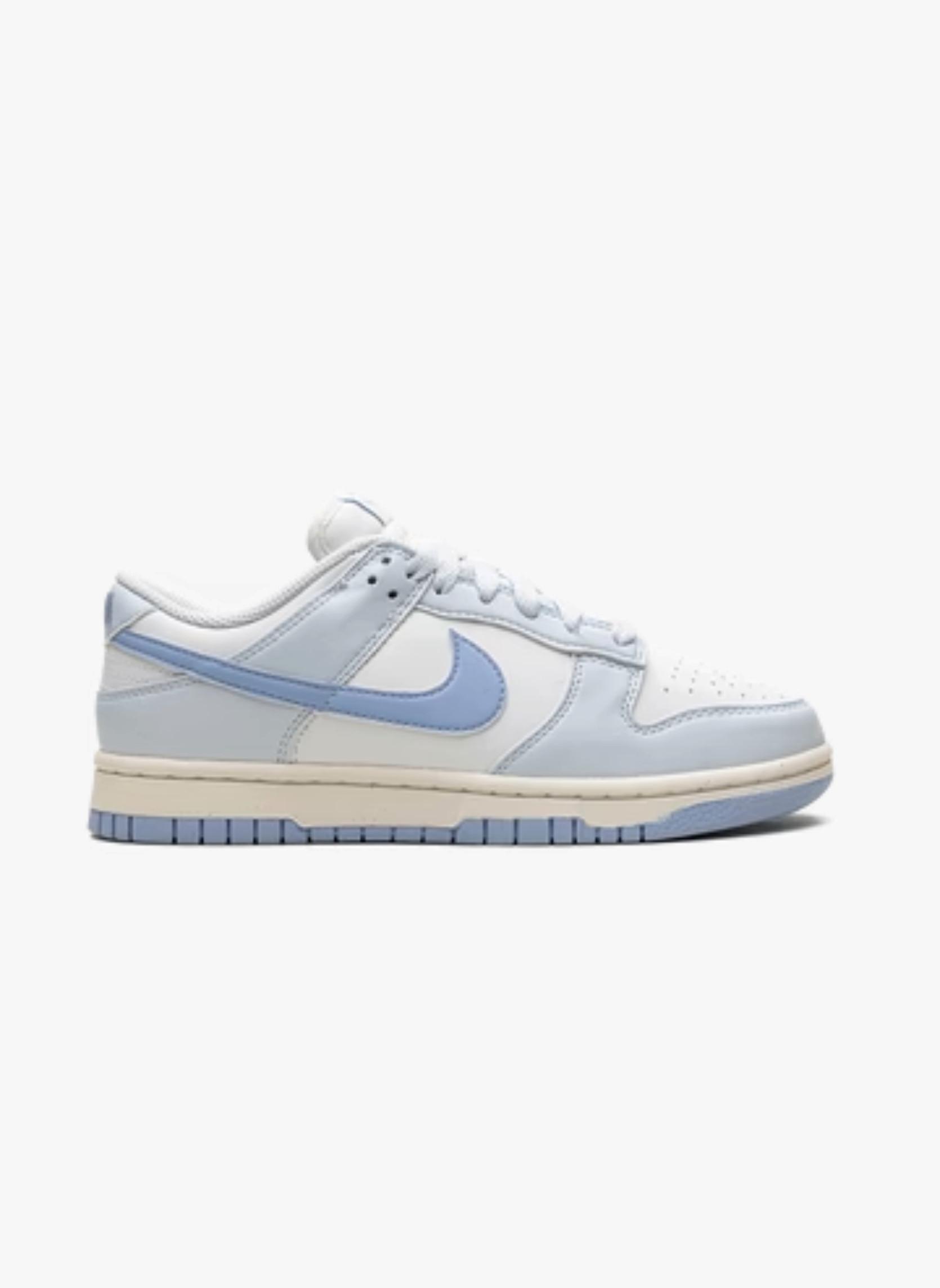 NIKE  Dunk Low Next Nature  Tint 