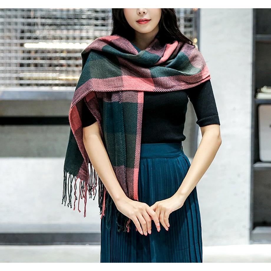 Only-bags.store Sciarpa quadrata a quadri con frange  