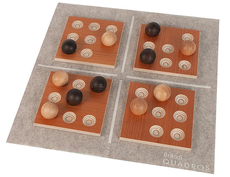 Brändi  Spiele Quadros 