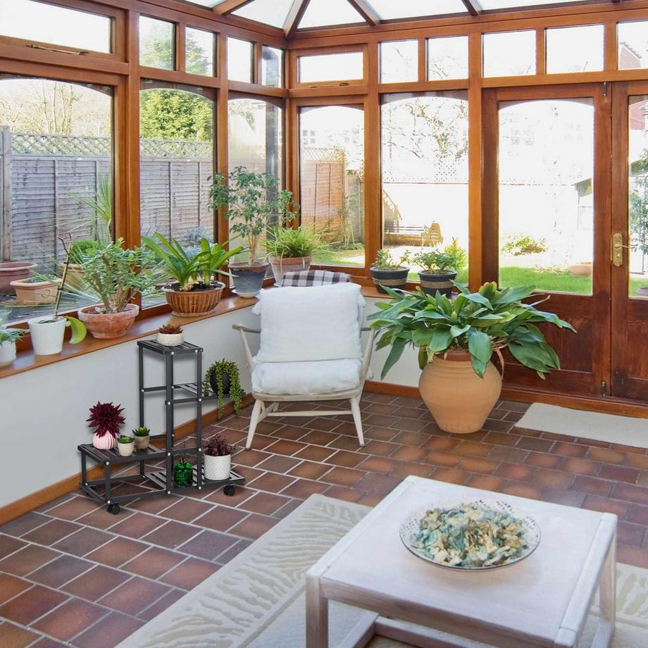 Northix Portafiori nero con ruote  