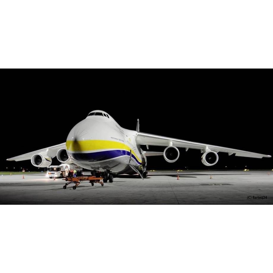 Revell  Level 5 Antonov An-124 Ruslan 