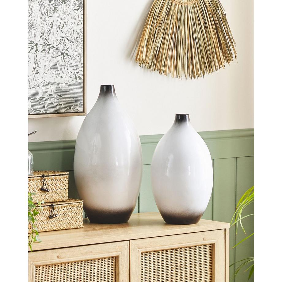 Beliani Dekovase aus Terrakotta Skandinavisch BAEZA  