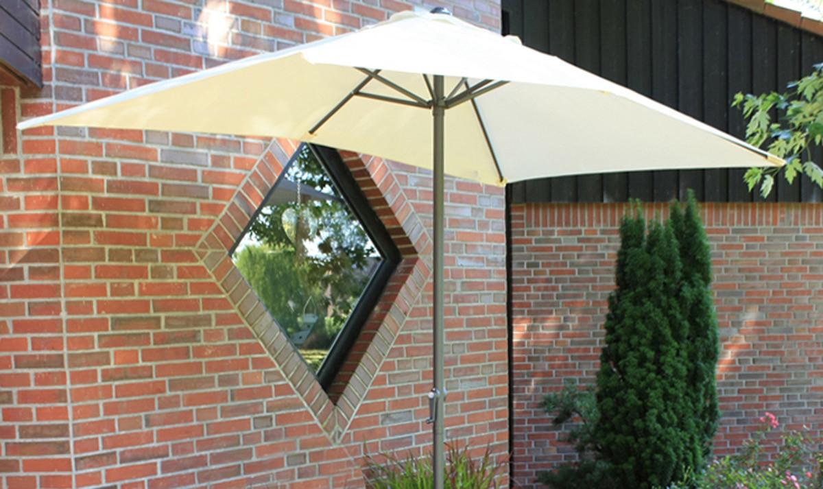 mutoni Parasol Kaelis blanc 250x145  