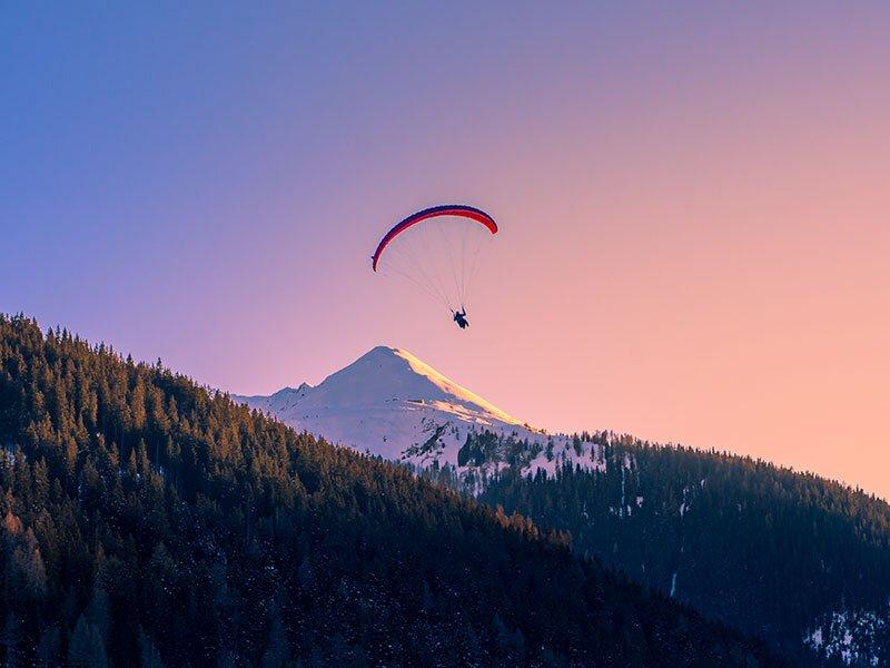 Smartbox  Salita sul Barrhorn e discesa in parapendio per 2 - Cofanetto regalo 