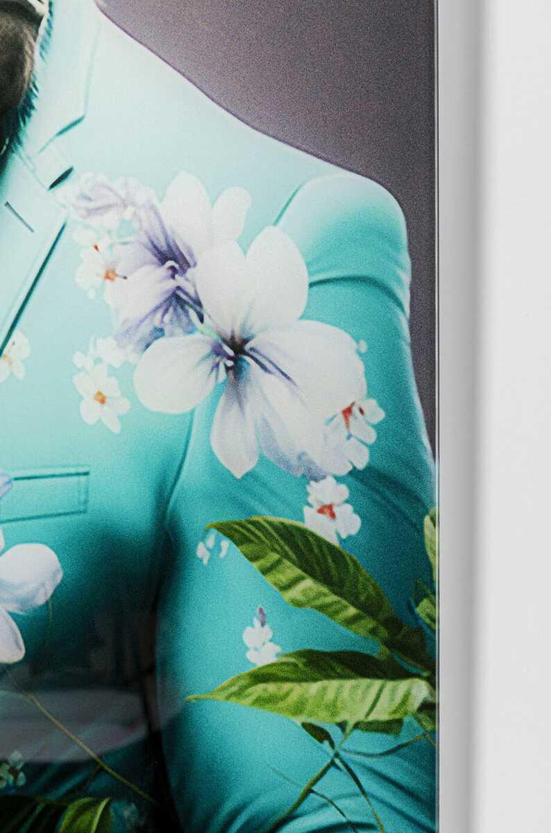 KARE Design Tableau en verre Mister Gorilla bleu 60x90  