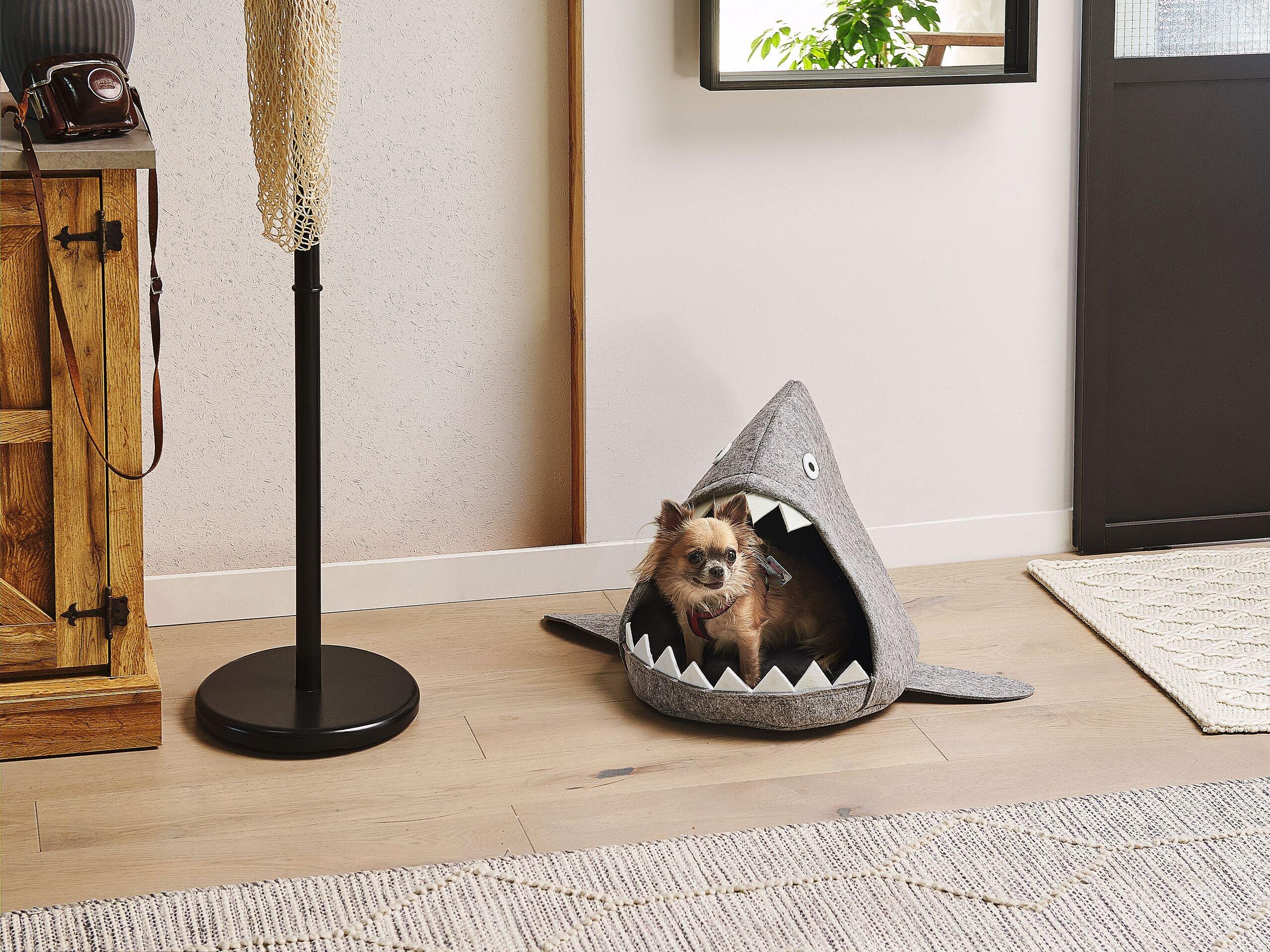 Beliani  Tierbett aus Filz Modern PIRANHA 