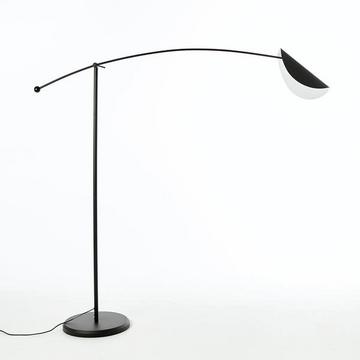 Lampadaire forme arc Funambule