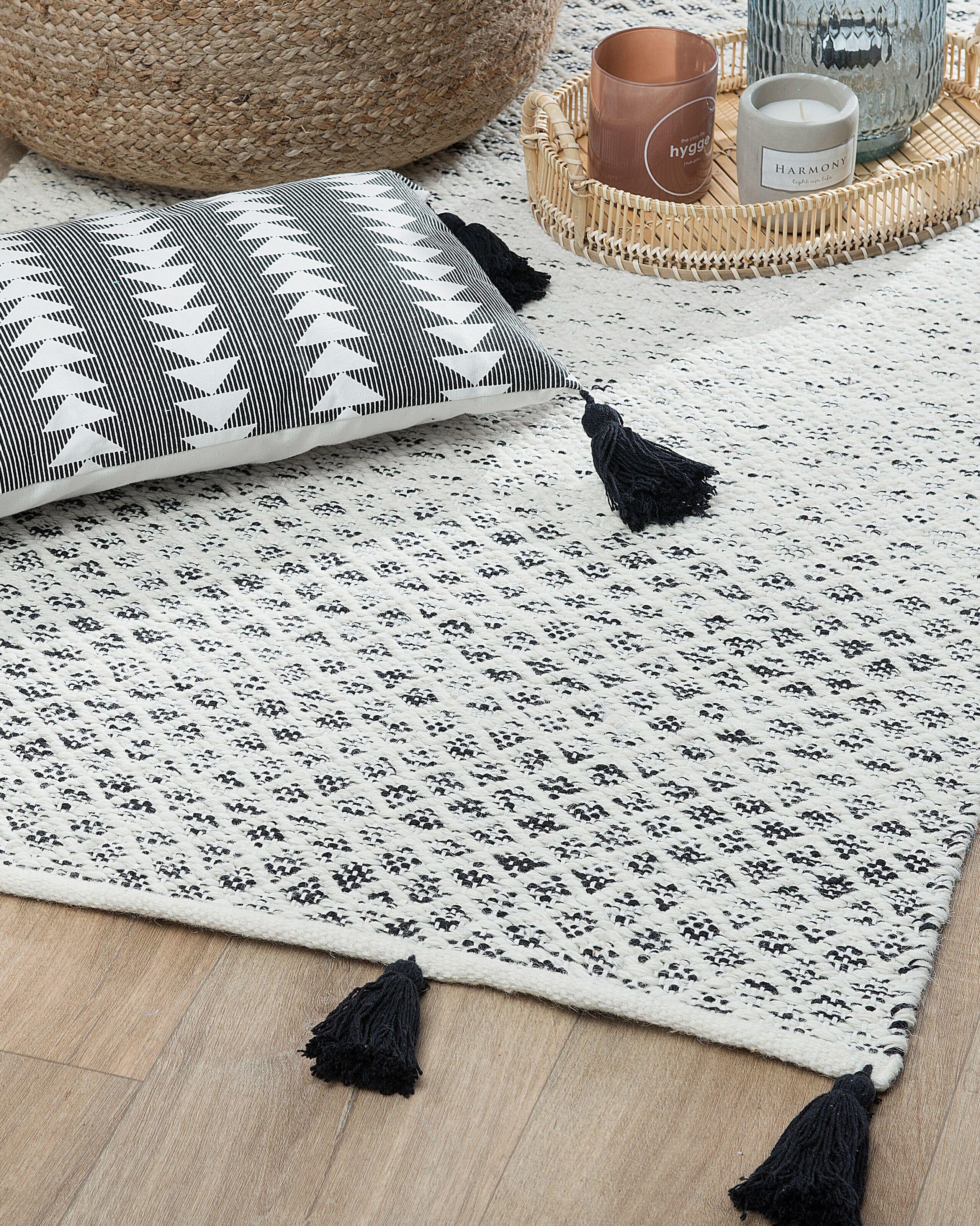 Beliani Tapis en Laine Scandinave GEMLIK  