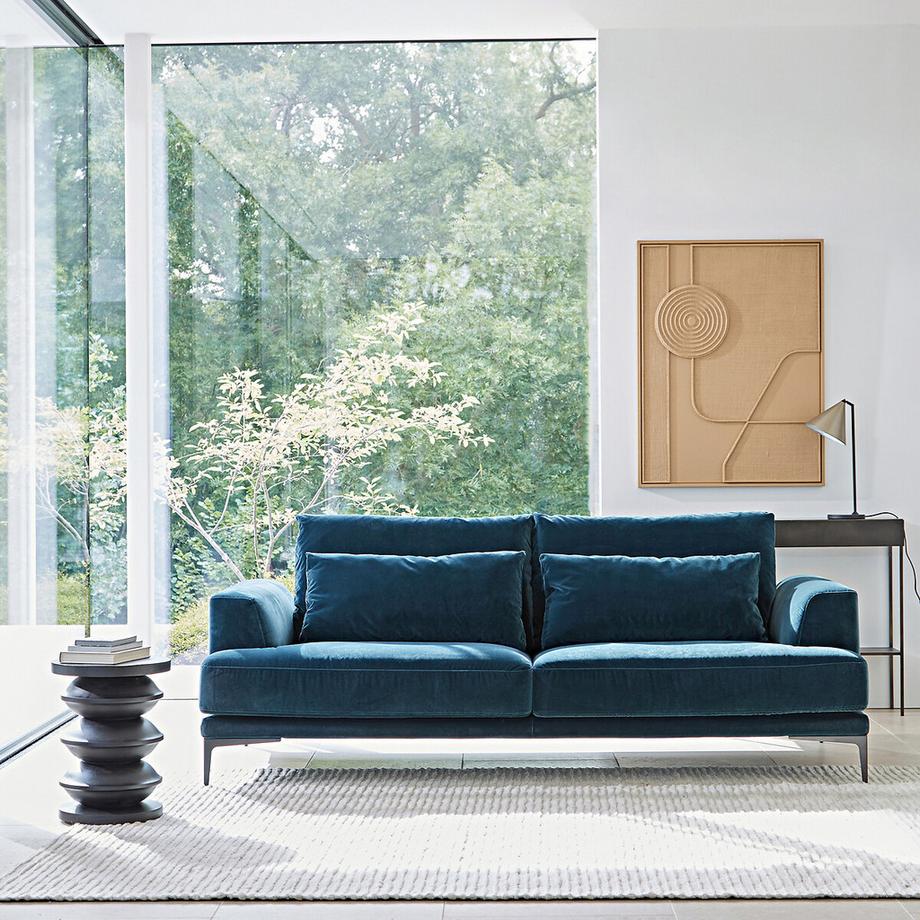 AM.PM Beistelltisch aus massivem Mangoholz  